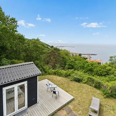 Dom wakacyjny With Stunning Baltic Sea View Hasle